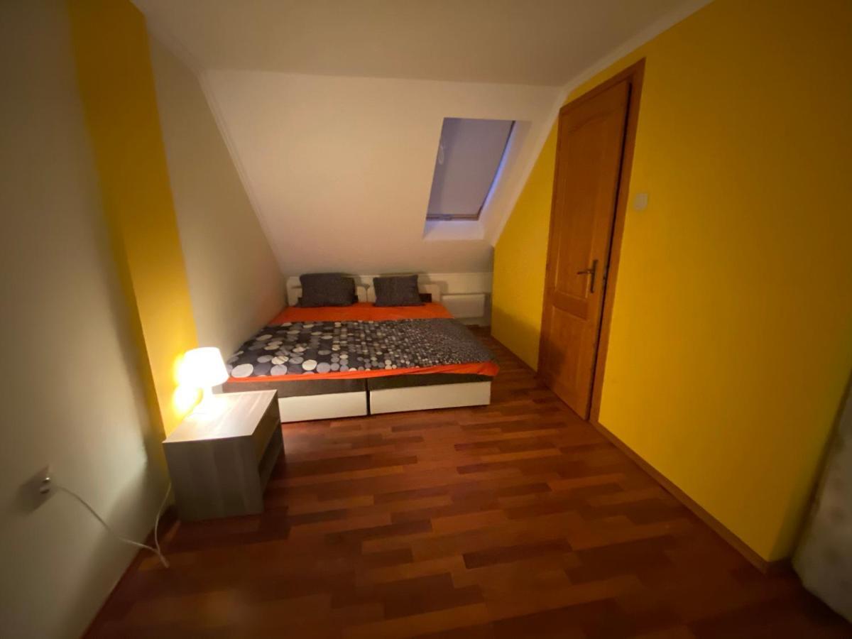 Mimi Apartman Leilighet Gyula Eksteriør bilde